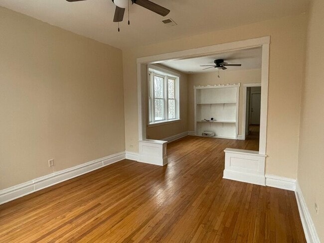 1103 N California Ave in Chicago, IL - Building Photo - Building Photo