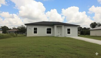 3306 49th St W in Lehigh Acres, FL - Building Photo