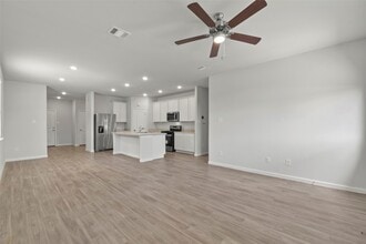 20811 Adventure Wy in Porter, TX - Building Photo - Building Photo