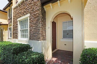 9353 SW 227th St in Cutler Bay, FL - Building Photo - Building Photo