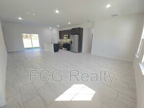 1829 W Corrine St in Citrus Springs, FL - Building Photo - Building Photo