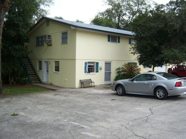 1259 S Elmwood Dr in Inverness, FL - Building Photo - Building Photo