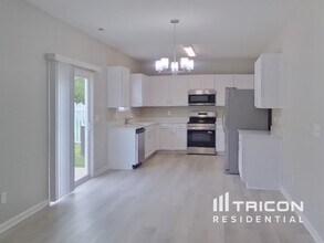 11906 Bending Branch Rd in Charlotte, NC - Building Photo - Building Photo