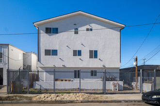 11503 New Hampshire Ave in Los Angeles, CA - Building Photo - Building Photo