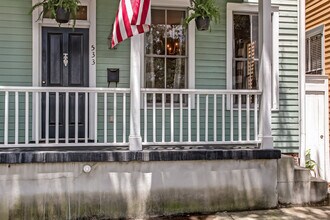 533 E Broad St in Savannah, GA - Foto de edificio - Building Photo
