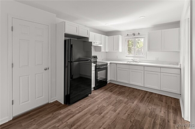 property at 8521 Sheridan Dr