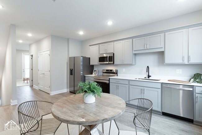 2322 E 18th St Pl in Chattanooga, TN - Building Photo - Building Photo