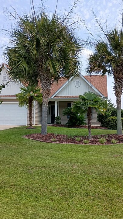 1471 BLUE HERON Pte in Manning, SC - Building Photo