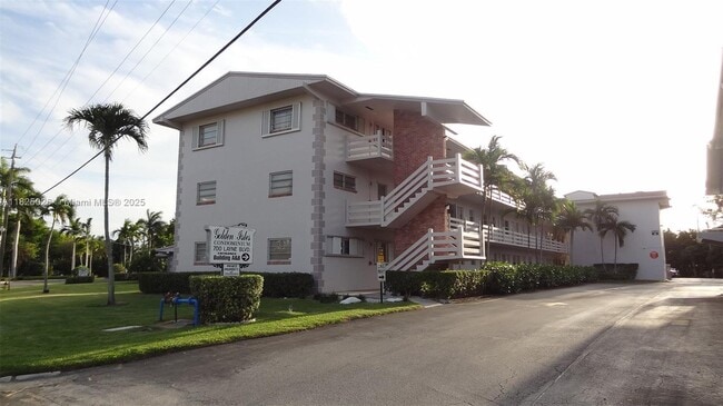 property at 700 Layne Blvd