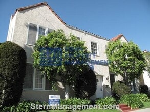 401 N. Orange Grove Avenue in Los Angeles, CA - Building Photo - Building Photo