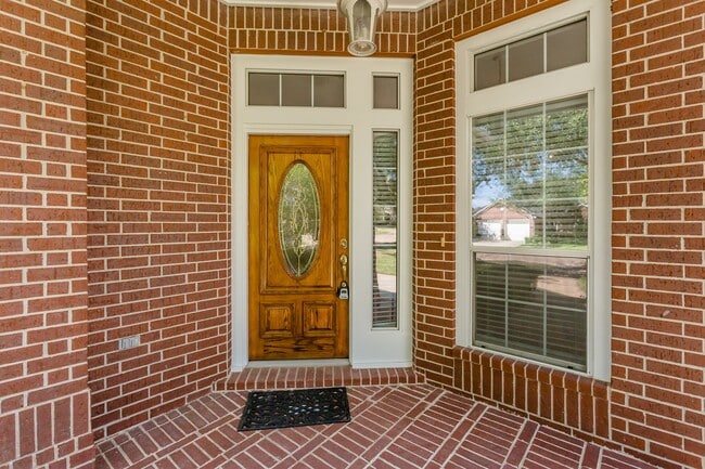 property at 21915 Rivergate Ct