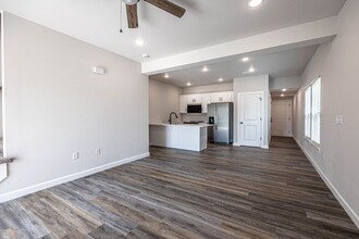 355 SE 70 Rd in Warrensburg, MO - Building Photo - Building Photo