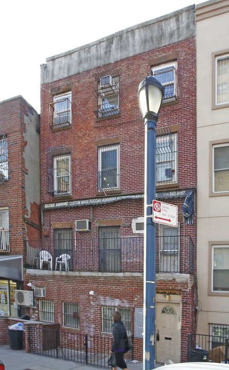 186 Division Ave in Brooklyn, NY - Building Photo