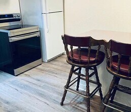 8177 S Franklin Ct, Unit Four Lakes HOA in Centennial, CO - Building Photo - Building Photo