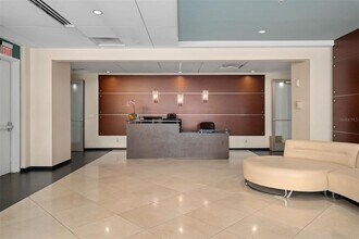 101 S Eola Dr in Orlando, FL - Building Photo - Building Photo