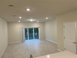 4686 Green Palm Ln in Kissimmee, FL - Building Photo - Building Photo