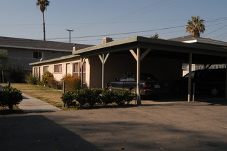 450-471 S Pear St in San Bernardino, CA - Building Photo - Building Photo