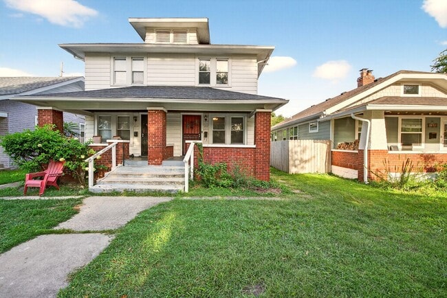 property at 4113 Graceland Ave