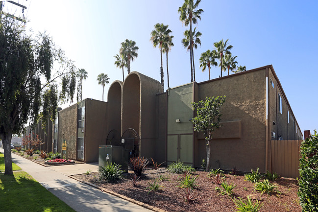 The Greentree Apartments in El Cajon, CA - Foto de edificio - Building Photo