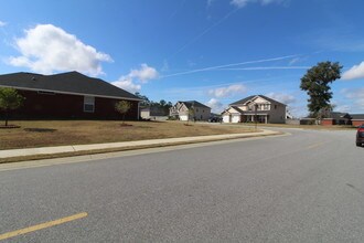 157 Outpost Trl in Midway, GA - Building Photo - Building Photo