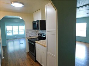 1081 Parkway Ln in Sebastian, FL - Foto de edificio - Building Photo