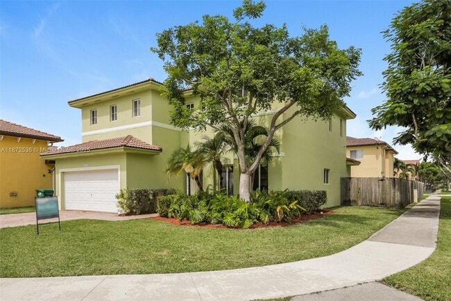 23143 SW 113th Pl in Miami, FL - Building Photo - Building Photo