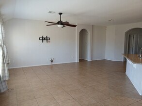400 Fistral Dr in Hutto, TX - Building Photo - Building Photo