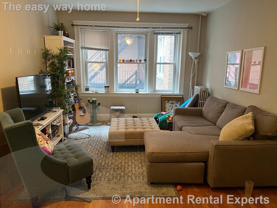 11 Gray St, Unit #6 in Cambridge, MA - Building Photo