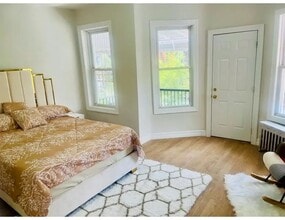 39 E 52nd St, Unit 2 in Brooklyn, NY - Building Photo - Building Photo