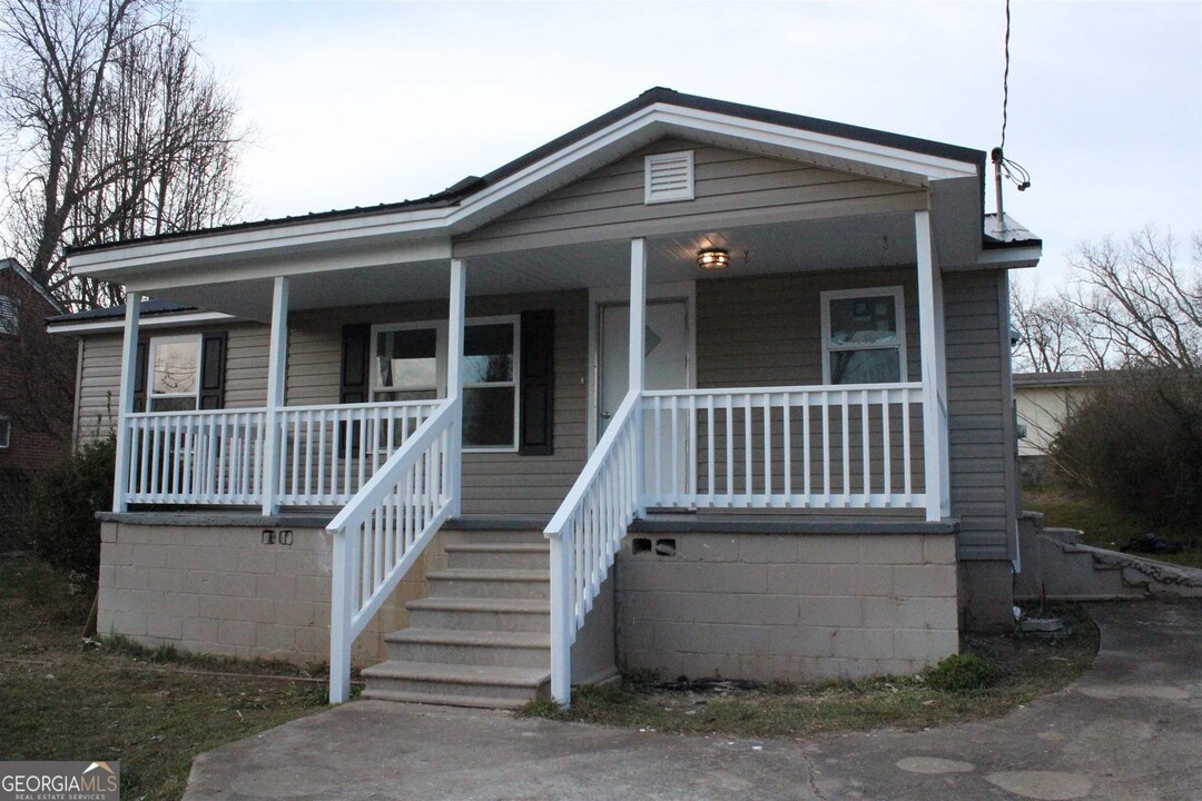 151 W Mitchell St in Milledgeville, GA - Building Photo