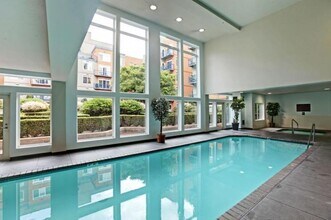 2414 1st Ave-Unit -309 in Seattle, WA - Building Photo - Building Photo