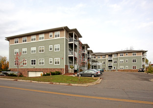 McCarrons Pond in Roseville, MN - Building Photo - Building Photo