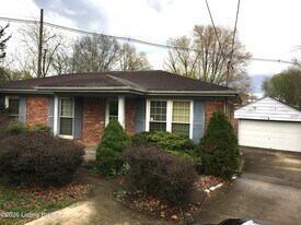 205 S Evergreen Rd in Louisville, KY - Building Photo