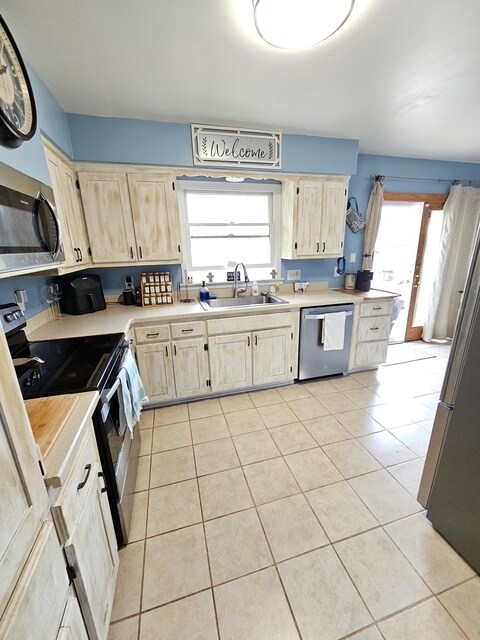 774 S Main St in Hartford, WI - Building Photo - Building Photo