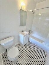 700 NE 85th St in Miami, FL - Building Photo - Building Photo