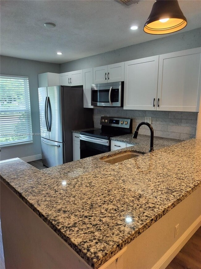 296 Palmetto Ct in Jupiter, FL - Building Photo - Building Photo