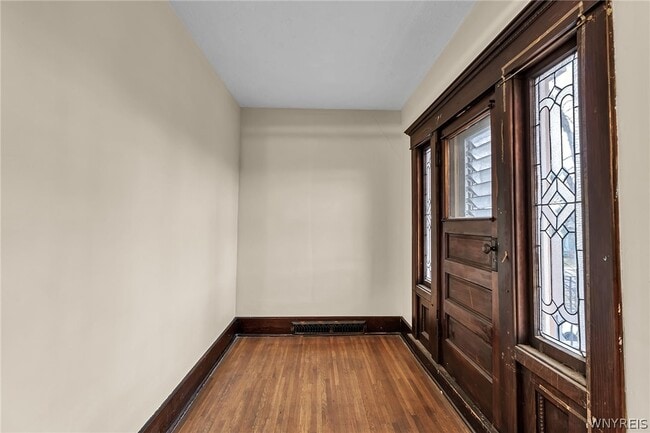 42 Linden Park in Buffalo, NY - Building Photo - Building Photo