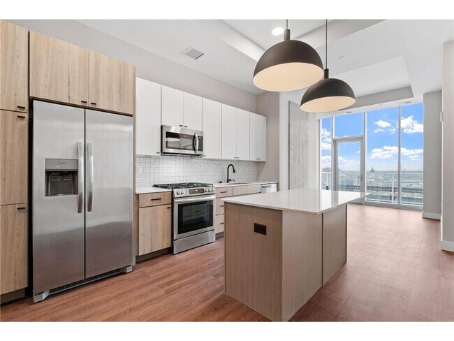 property at 360 N 5th St