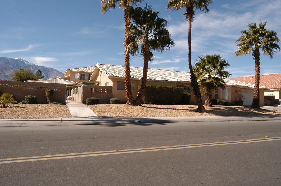 28215 Avenida La Paz in Cathedral City, CA - Building Photo