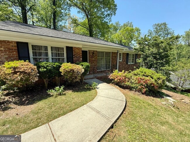 property at 1826 Winchester Trail