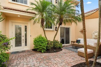 2381 SW Island Creek Trail in Palm City, FL - Foto de edificio - Building Photo