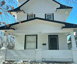 1239 SW Garfield Ave in Topeka, KS - Foto de edificio