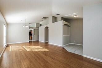 12525 Herons Path Pl in Riverview, FL - Foto de edificio - Building Photo