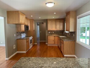1570 Camille Ct in Morgan Hill, CA - Building Photo - Building Photo