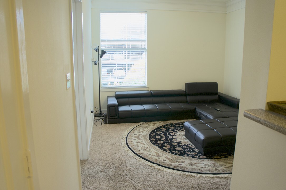 1485 Tchoupitoulas St in New Orleans, LA - Building Photo