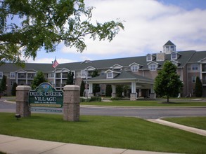 Deer Creek Village Senior Living 55+ in New Berlin, WI - Building Photo - Building Photo