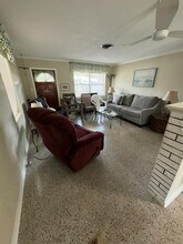 1598 NE Sunview Terrace in Jensen Beach, FL - Building Photo - Building Photo