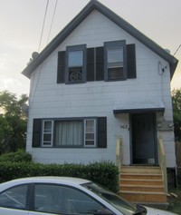 562 Wilson St photo'