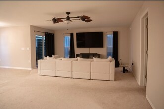 7418 Indigo Oasis Ct in Gibsonton, FL - Building Photo - Building Photo