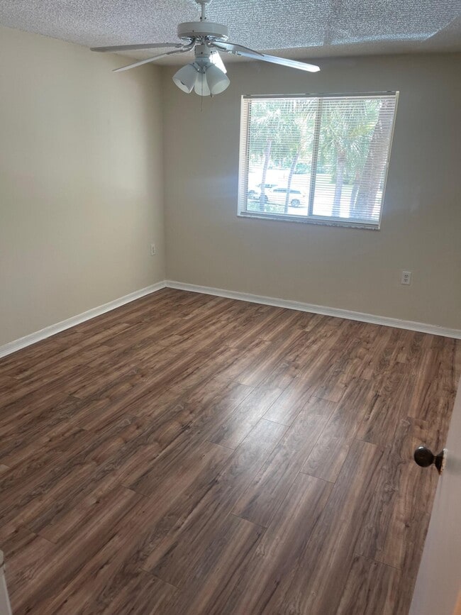 6202 Glenmoor Dr in West Palm Beach, FL - Building Photo - Building Photo